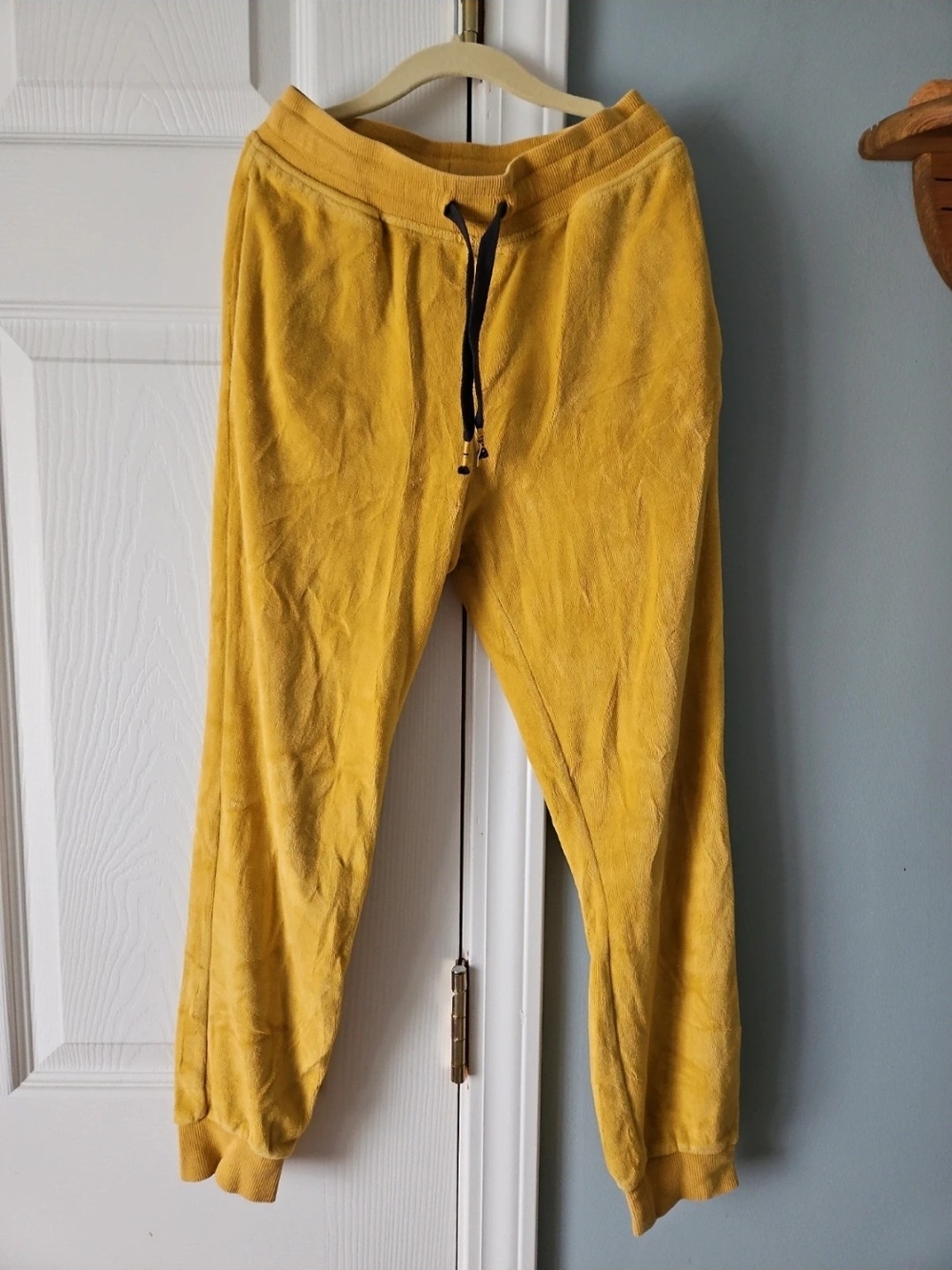 H&M Mustard Yellow Velour Drawstring Joggers
